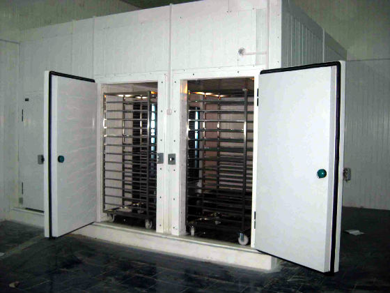 Ремонт промышленных холодильников в Краснозаводске с выездом | Вызов мастера по холодильникам на дом
